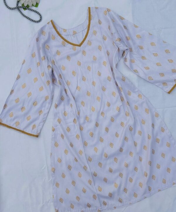 White Kurti