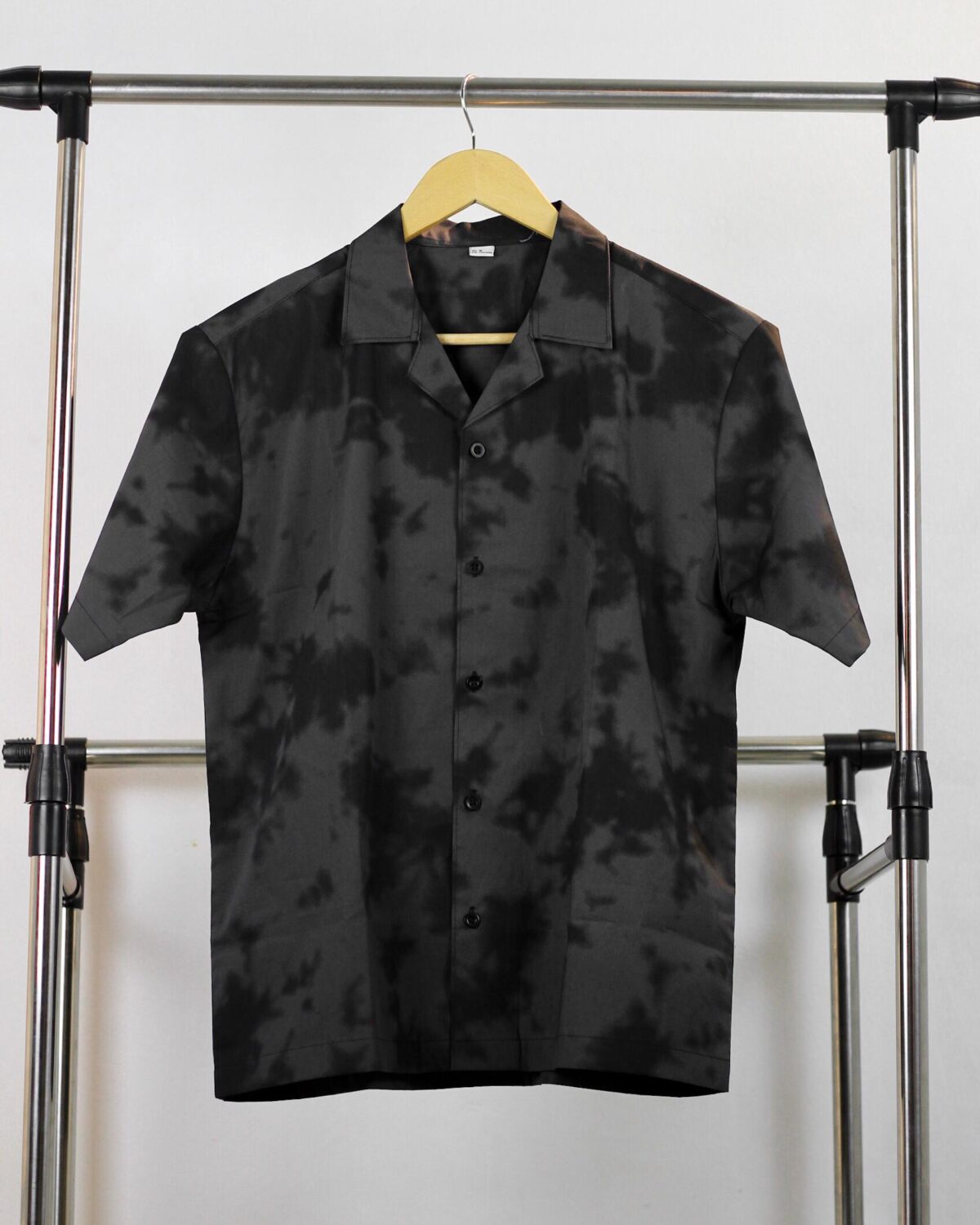 Black Batik - Image 4