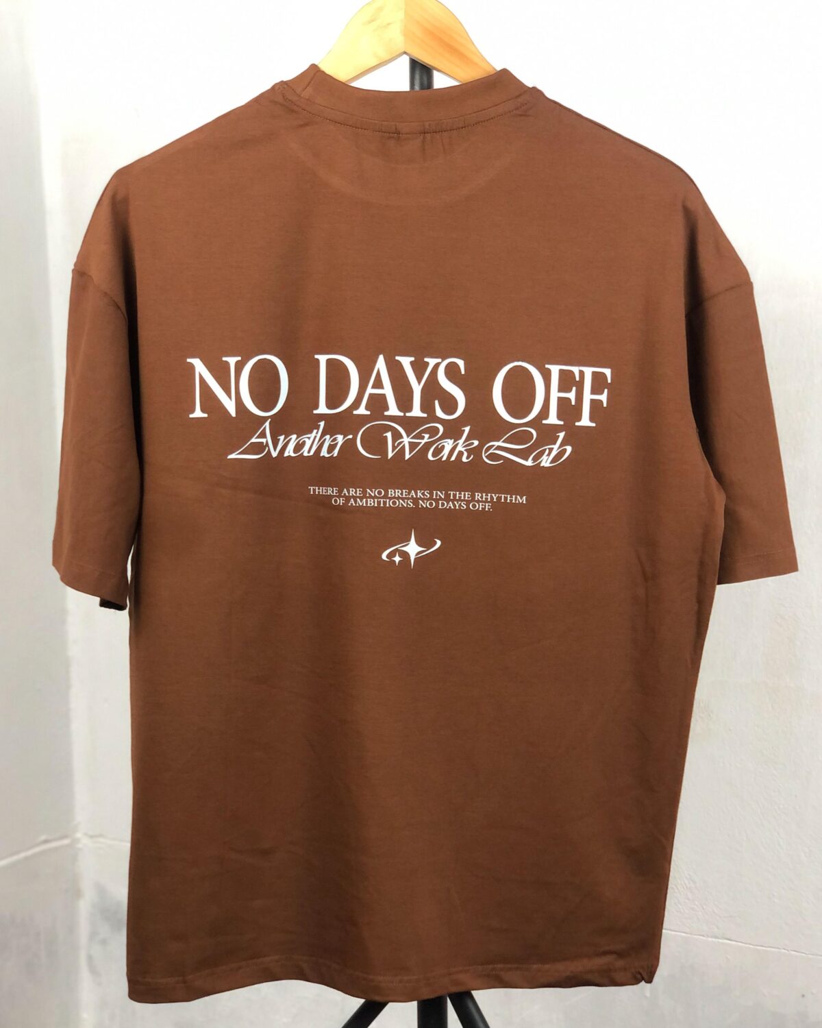 NO DAYS OFF - Image 1