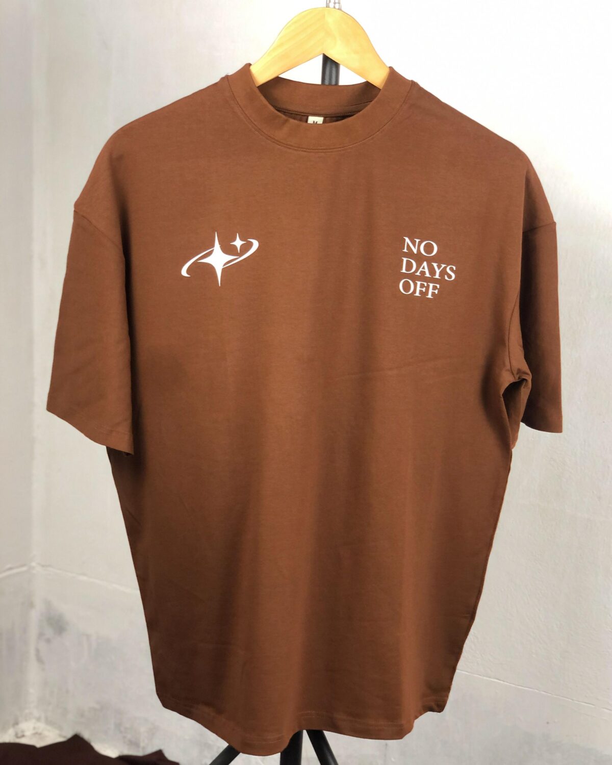 NO DAYS OFF - Image 4